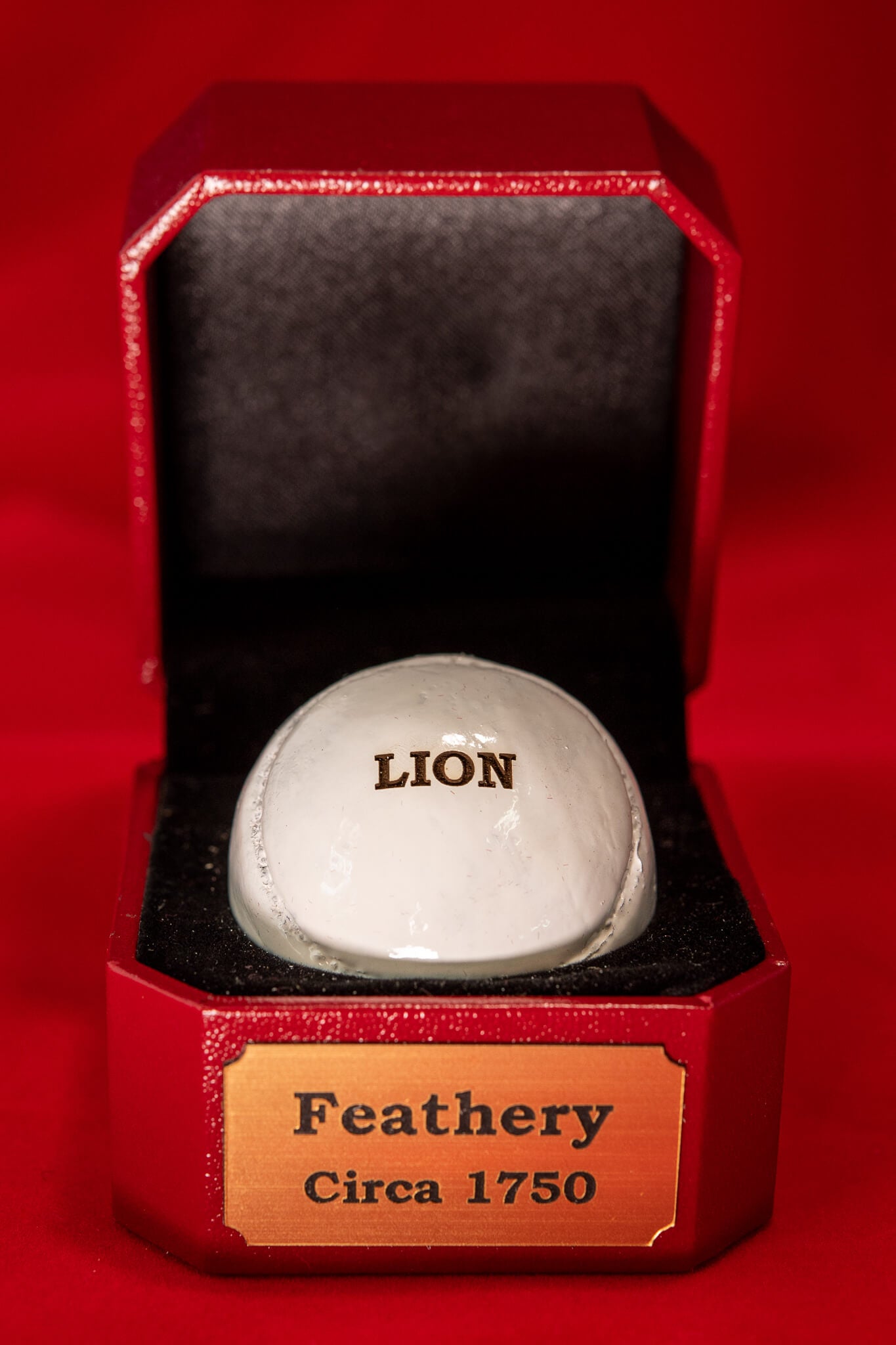 LION Authentic Feathery Golf Ball in a Red Gift Box