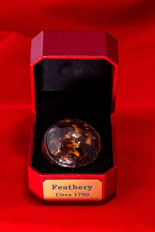 LION Natural Authentic Feathery Golf Ball in Red Gift Box